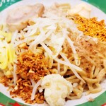 ジャンクガレッジ - まぜそば 玉子なし 大（940円）