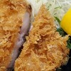 とんかつ稲 - この色、プロの揚げ。