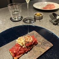 malca - やま幸さんの本マグロ、ブラータチーズのブルスケッタ