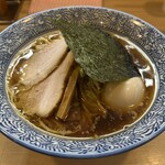 中華そば 多賀野 - 中華そば ¥950＋トッピング煮玉子 ¥150（価格は訪問時）