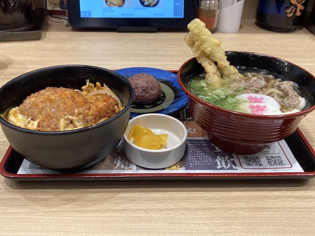 モリ食べログ(本日10日オープン、北九州発祥の｢資(すけ)さんうどん