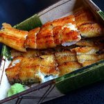 紀文 - 白焼き。ワサビと醤油。