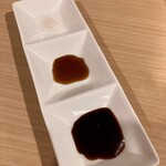 とんかつ そら - 三種類のお味を準備してまーす。