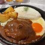 鉄皿肉飯ハチリキ - 