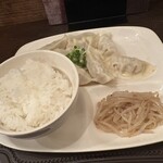 ギョーザ ブラザーズ - 