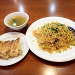 餃子房 チャイナドール - 海老と叉焼の揚州炒飯のセット