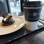 トシ・ヨロイヅカ 東京 - 