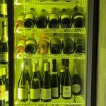 串揚げ･大阪料理 キュイジーヌ･ド･オオサカ - いいシャンパンがずらり