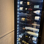 串揚げ･大阪料理 キュイジーヌ･ド･オオサカ - ワインはコスパ良い