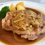 桃花水 - ★本日のランチ（若鶏のポアレオニオンガーリック・1100円税込）デザート（レディースDAYサービス）★