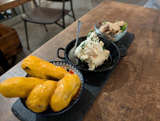 spanish bar & cafe NEUTRAL