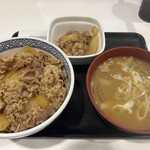吉野家 - 料理写真:肉だく牛丼と豚汁　JPY 952