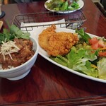 ラグ カフェ - ルーローハンセット