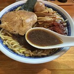 自家製中華そば としおか - 【ラーメン味玉＝スープ】