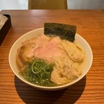 貝出汁ラーめんクラム - 