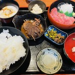 まぐろ料理紀文 - 