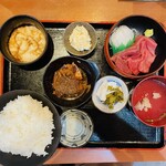 まぐろ料理紀文 - 