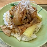 中華そば 深緑 - 中華そば 深緑 　「もろみポーク炙り焼き丼」500円