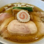 中華そば 深緑 - 中華そば 深緑 　「羅臼昆布と鮭節の中華そば(もろみポーク 3枚)」2000円