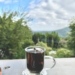 6Hundred cafe - 10時間かけて一滴一滴落として淹れたという、地元天然水使用の水出しアイスコーヒー