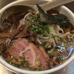 はな火屋 - 醤油ラーメン 中盛 650円