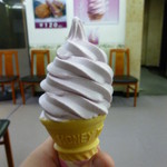 いも吉館 - 紫いもアイスクリーム（\330）