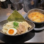 麺喰 - 濃厚辛つけめん（冷や盛り）白神麺変更