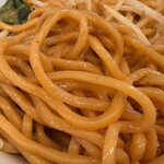 蒙古タンメン中本 - 太麺アップ