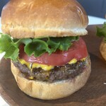 テディーズビガーバーガー - 料理写真: