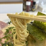 鶏そばあさひ - 麺リフト♪