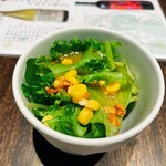 特選黒毛和牛焼肉 西新初喜 - サラダ