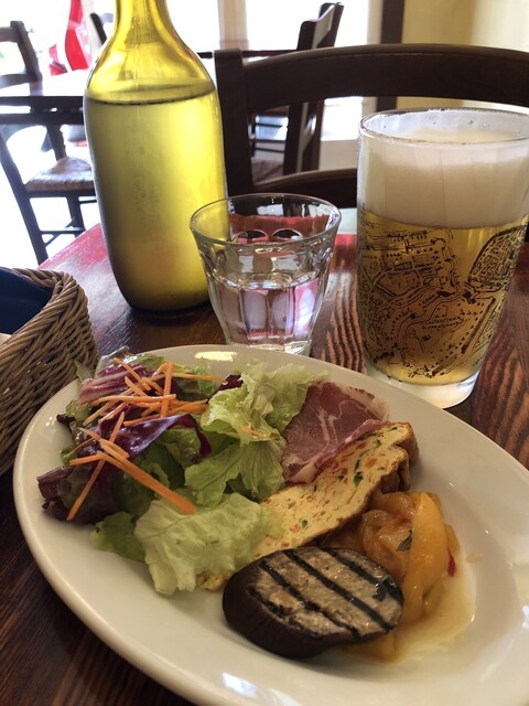 Trattoria Pizzeria Amici photo 2