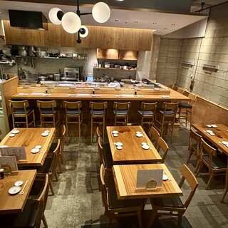 オトナの隠れ家な居酒屋で至福のひとときをどうぞ