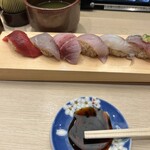 廻転とやま鮨 - 