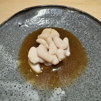 鮨 よし田 - 絶品、クラッカーに乗せたくなるくらいまったり