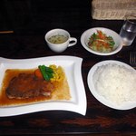 小樽 - これにフリードリンクが付いて1100円（税別）はお得