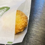 ヤマサちくわ - 料理写真:カニコロッケ