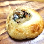 リベルテ・パティスリー・ブーランジェリー - パングルモンシャンピニオン