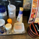 らぁめん 五郎左 - 卓上調味料