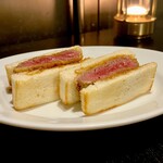 焼肉牛印 京橋エドグラン店 - 黒毛和牛カツサンド