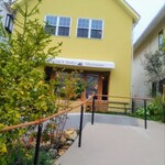 門戸桟敷 Pan Ryo - 綺麗にされているお庭を見るとお店に入るのも楽しみになります