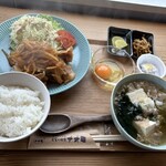 定食と喫茶 ナオミ - 