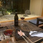 囲炉裏料理 うな革 和なり - 中庭とバルバレスコ