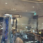 チャイナテーブル 新大阪ワシントンホテルプラザ - 反射してるけど綺麗な夜景伝わるか？