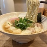 DURAMENTEI - 肉・海老ワンタン麺（白）、ちぢれ麺に変更