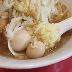ラーメン二郎 - ショウガ半分
