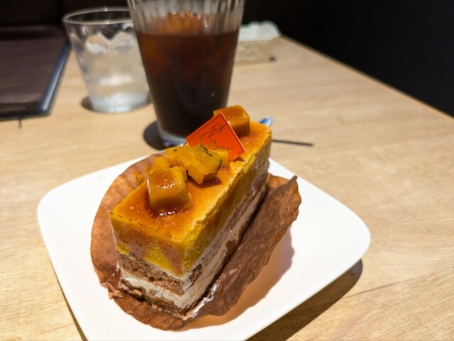 E&amp;A cafe Raraporto Minato Akurusu Ten photo 2