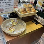 りくろーおじさんの店 - 
