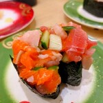 回転寿し トリトン - 海鮮爆弾軍艦