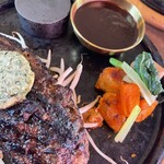 炭火ハンバーグ 肉焼き亭 - 